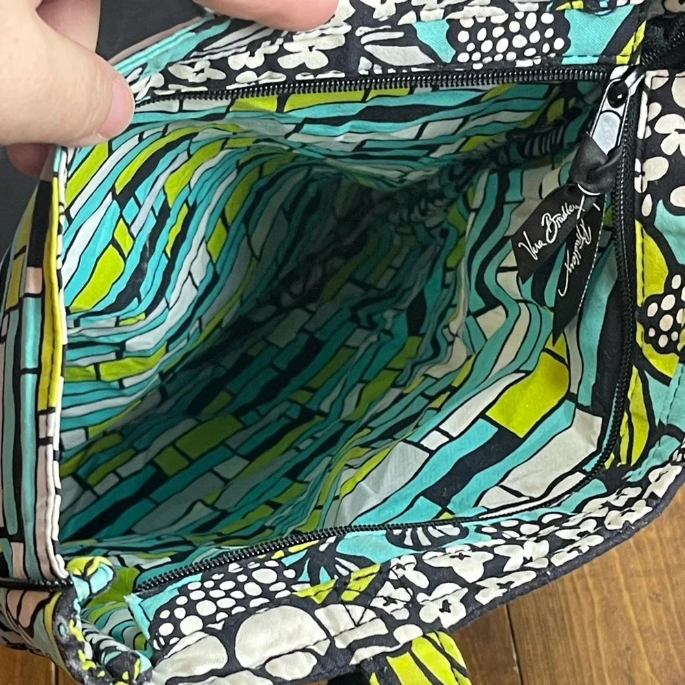 Vera Bradley Laptop travel tote in island blooms